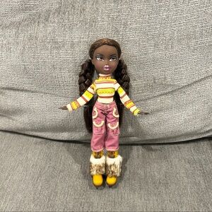 Bratz Campfire Felicia Fashion Doll with Outfit & Braided Hair